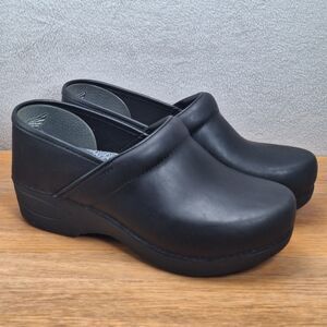 Dansko XP 2.0 Clogs Women’s 39 Wide Black Leather Waterproof Professional Shoes